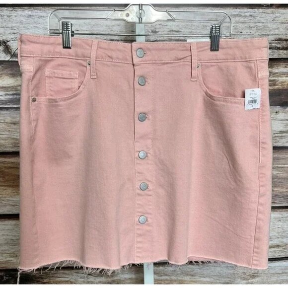 Old Navy Dresses & Skirts - Old Navy Button Front Pink Denim Skirt Raw Hem W/ Pockets Womens Sz 16 New
